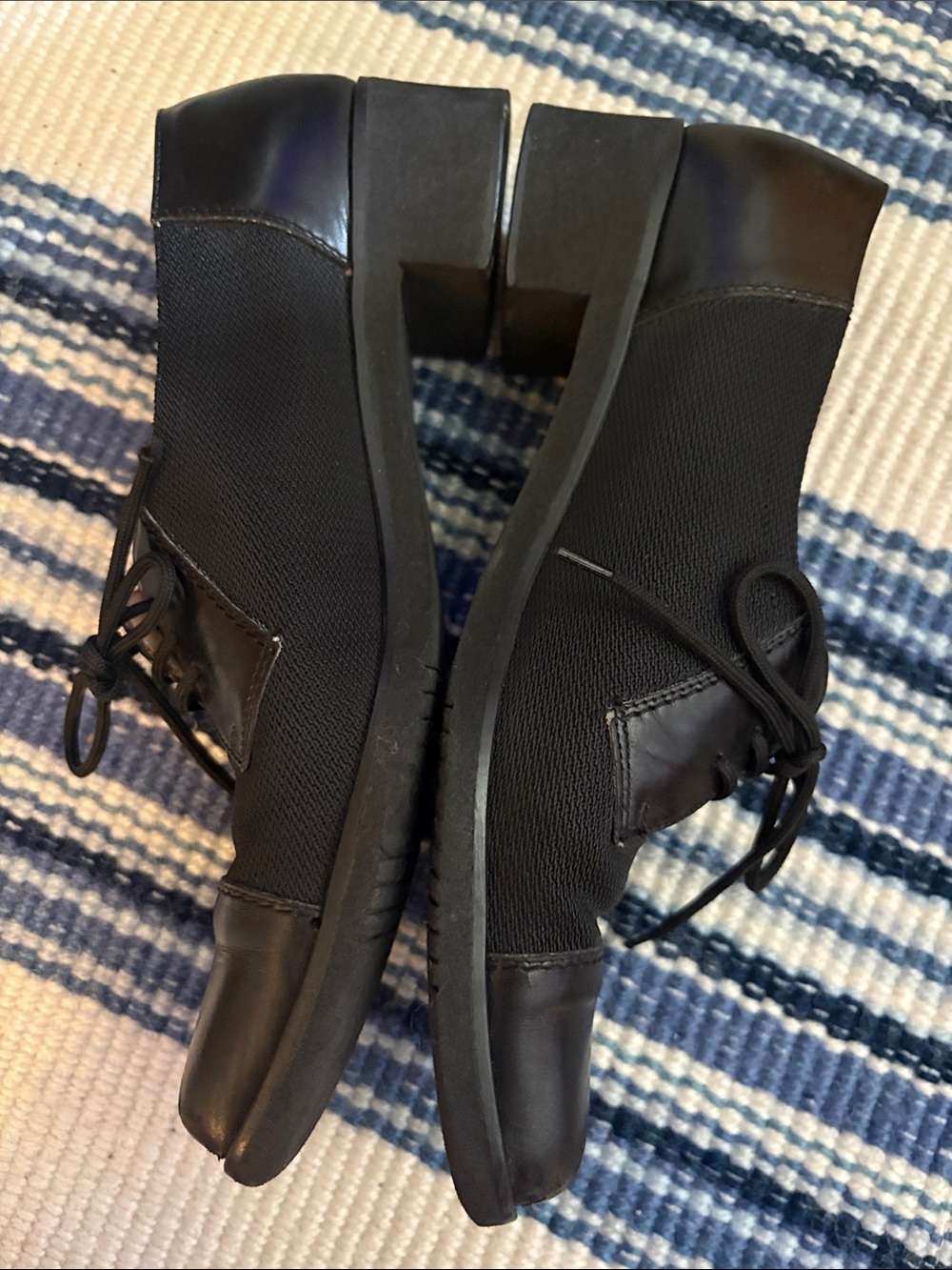Ferragamo Black Shoes - Picture 2 of 8